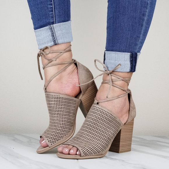 Shoes - Kailee Lace-up Bootie | Taupe